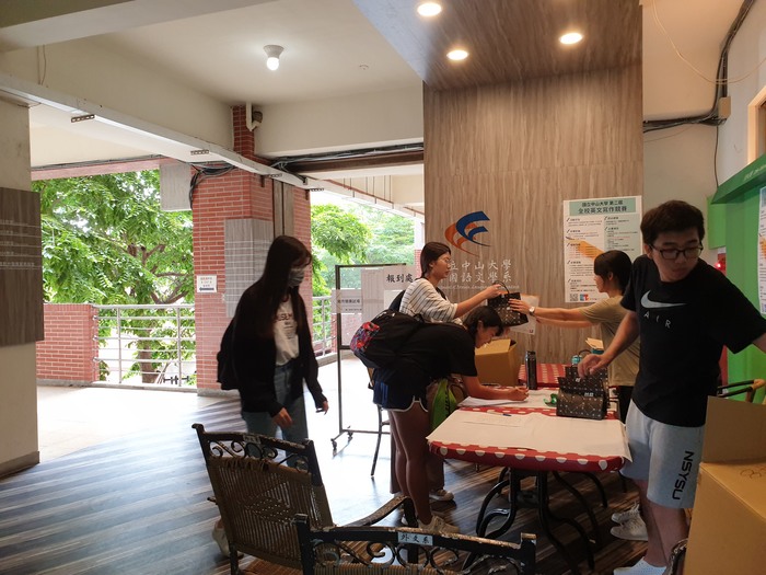 國立中山大學第二屆「全校英文寫作競賽」圖片